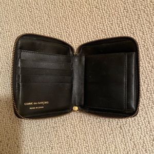Comme des Garçons Classic Wallet in Black
